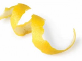 DIY – How to Make a Spiral Lemon Zest Garnish