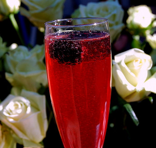 Mother’s Day Blackberry Champagne Cocktail